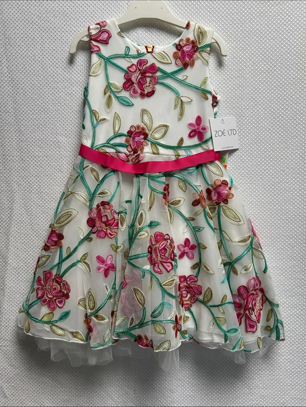 Zoe Ltd Exquisite ! White Floral Embroidered Party Dress with Pink Ribbon. NWT!
